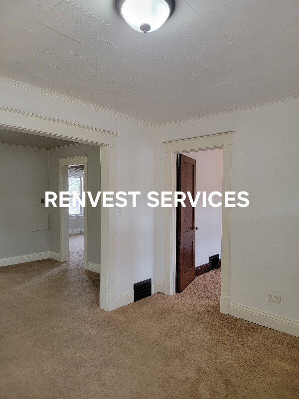 27 E Hillcrest Ave, Dayton, OH 45405 - photo 4