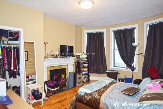 18 Highgate St unit 3, Boston, MA 02134 - photo 4