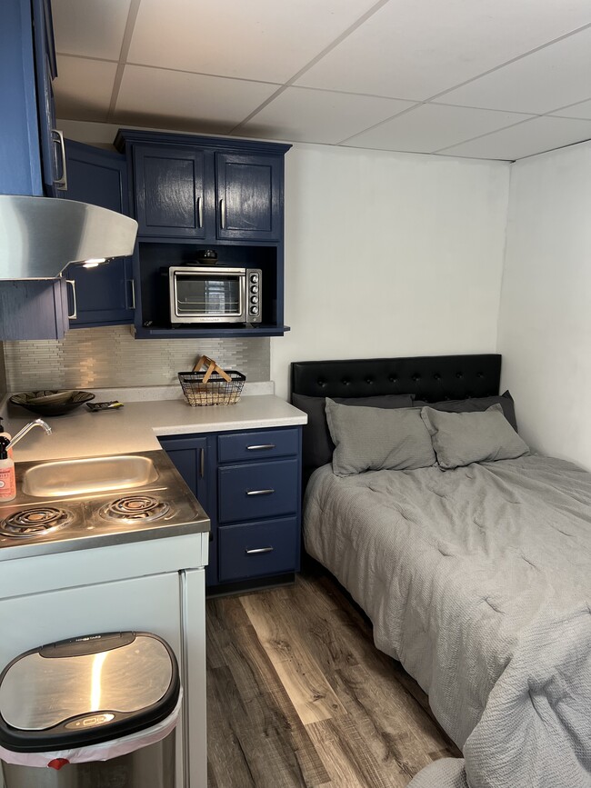 2388 W Lawn Ave unit 3, Madison, WI 53711 - photo 7