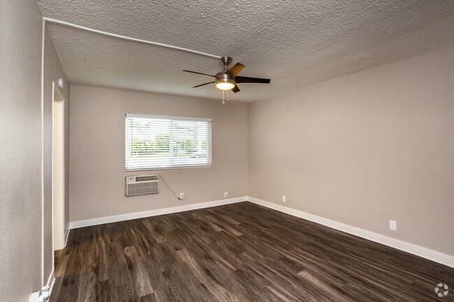 The Island Apartments, Pico Rivera, CA 90660 - photo 4