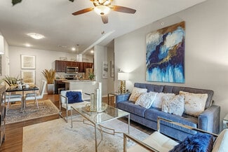 5575 S 206th Ct, Elkhorn, NE 68022