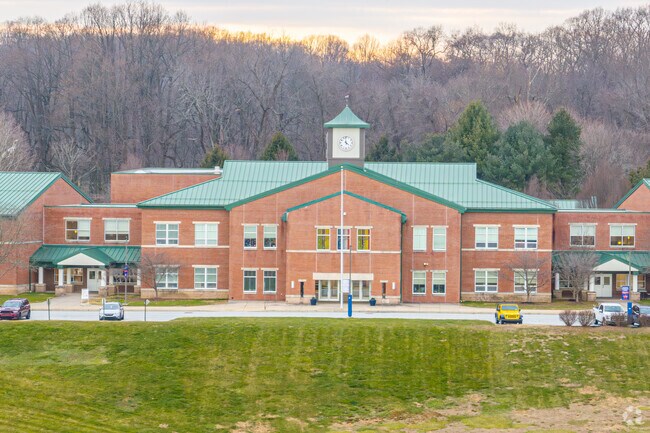 Pocopson Elementary School has excellent staff with an A rating on Niche.com.