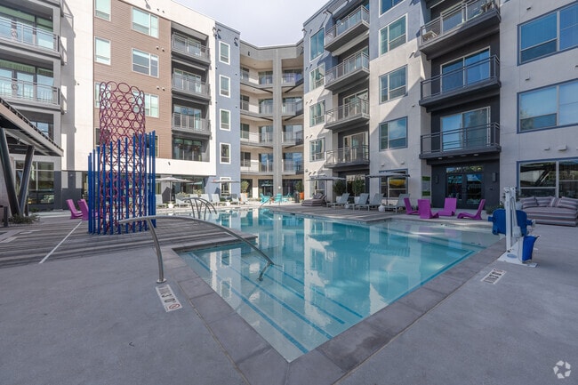 Ainsley at the Collective, Las Vegas, NV 89169 - photo 2