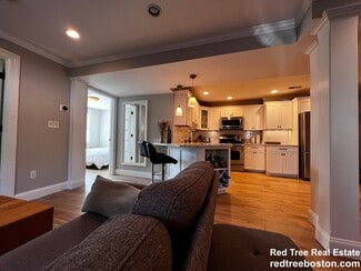 10 Symmes St Unit 1, Boston, MA 02131