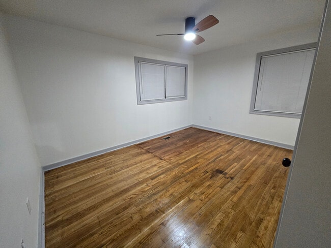 4352 Ridgewood Cir, Jackson, MS 39211 - photo 3