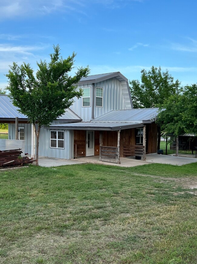 5637 Fm 813 Unit 5637, Waxahachie, TX 75165