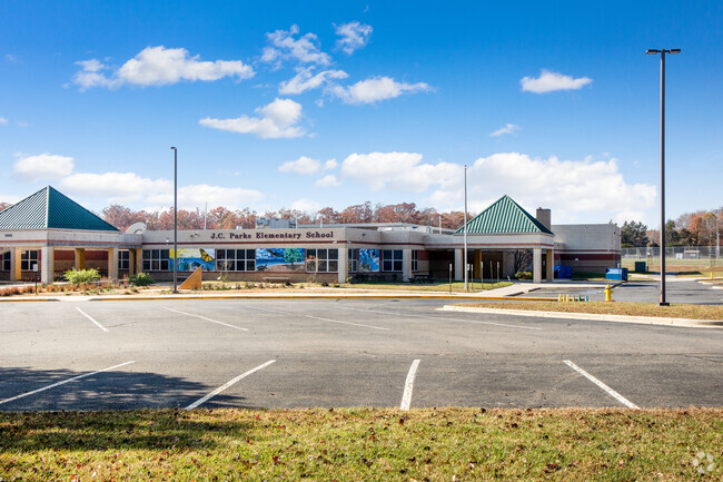 J.C. Parks Elementary Wide View Front of School.