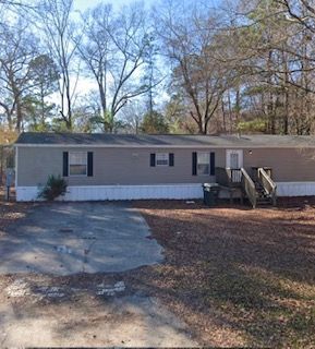 690 Flamingo Rd, Sumter, SC 29153