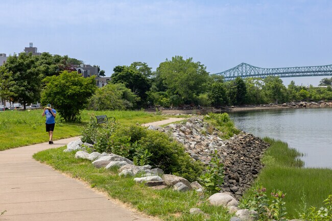 Condor Street Urban Wild in Eagle Hill is a great area to go for a walk along the water.