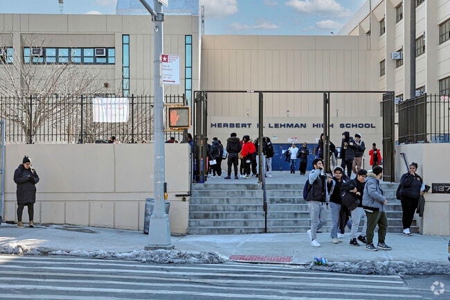 Pelham Lab High School is an above average, public school located in the Schuylerville community