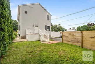 25 Towanda Dr Unit Second floor unit, North Providence, RI 02911