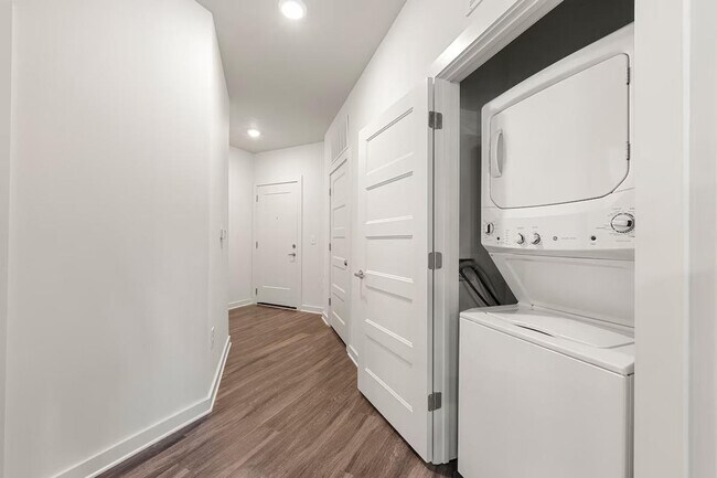 2048 Bolton Dr NW unit ID1355655P, Atlanta, GA 30318 - photo 3