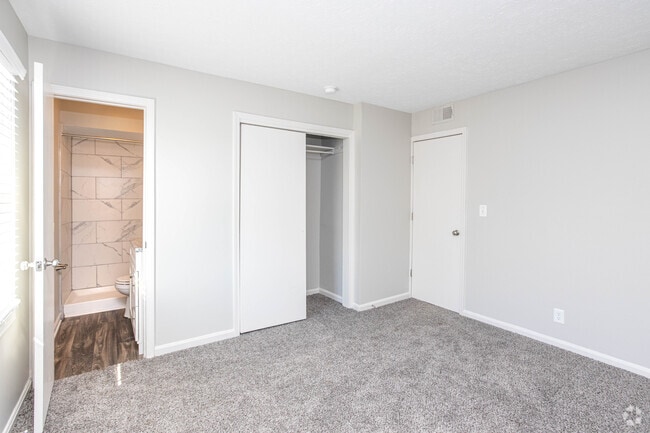 Sova, Louisville, KY 40245 - photo 4