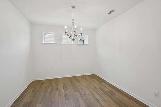 7216 Eton Ln, Locust Grove, GA 30248 - photo 5