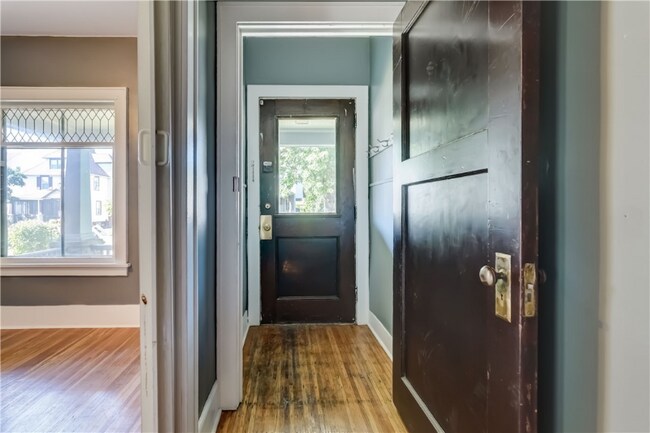 223-225-225 Rosewood Terrace unit 223, Rochester, NY 14609 - photo 2