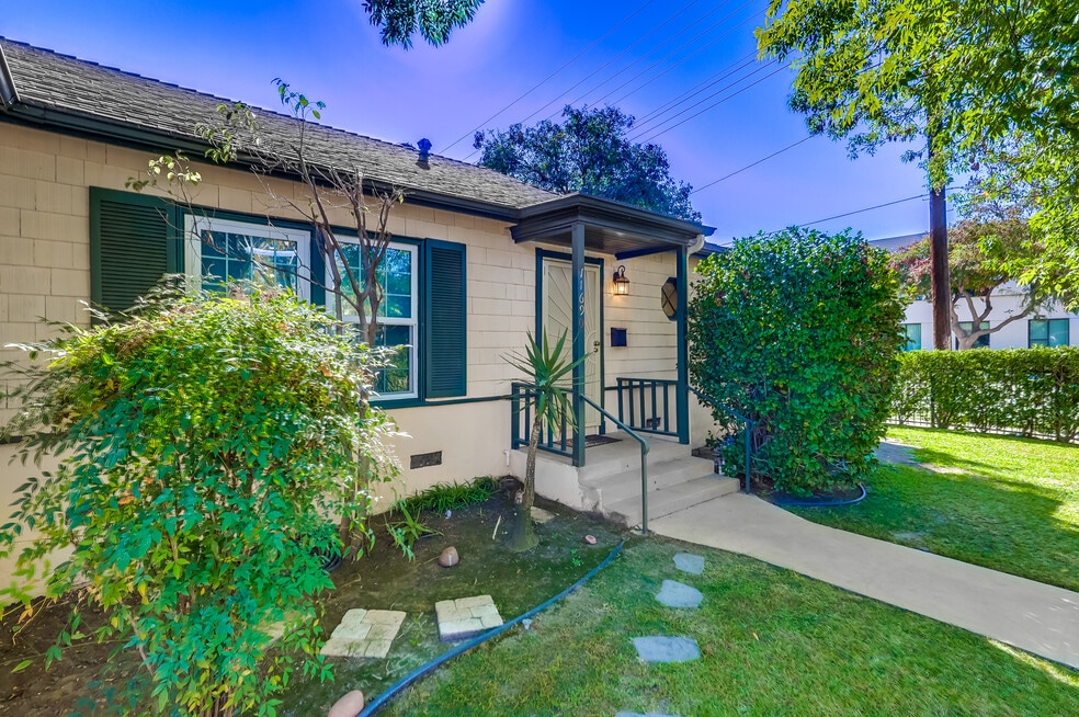 11690 Margate St, North Hollywood, CA 91601 - photo 1