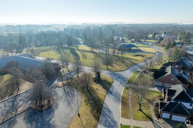 Goshen Elementary School has a student-teacher ratio of 17:1.