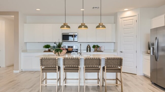 23356 W Weir Ave, Buckeye, AZ 85326 - photo 2