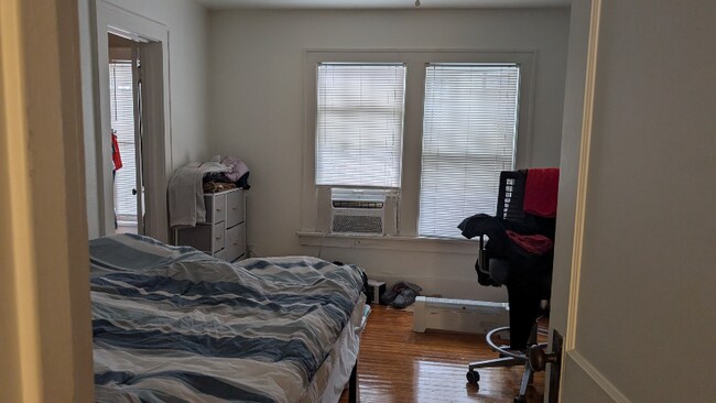 312 W Springfield Ave unit 2, Champaign, IL 61820 - photo 5