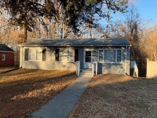 416 Putney St, Farmville, VA 23901