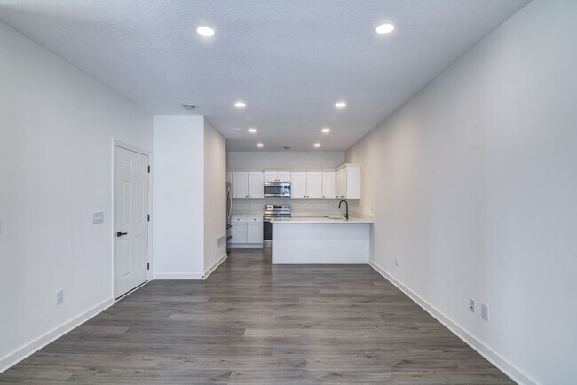 2550 Dawes Place, River Falls, WI 54022 - photo 4