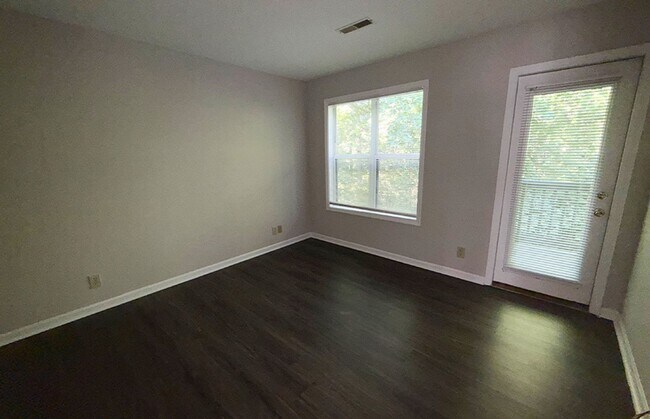 3227 Bishop St unit 3227-06, Cincinnati, OH 45220 - photo 7