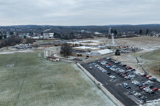 Somerset Area Junior/Senior High School transforms students lives through education.