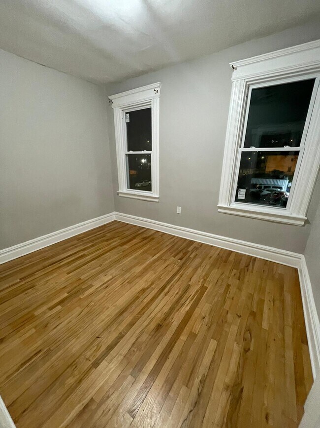329 Elizabeth Ave unit 3, Newark, NJ 07112 - photo 4