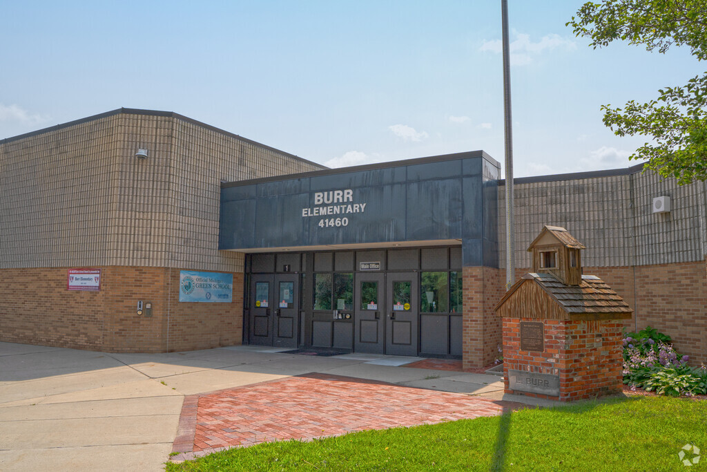 Burr Elementary School, Rankings & Reviews