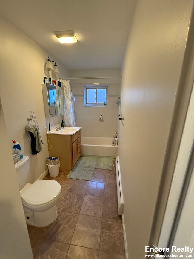 69 Chiswick Rd unit 15, Brighton, MA 02135 - photo 3