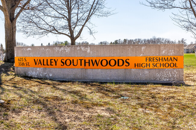 Valley Southwoods serves West Des Moines students in 9th grade.