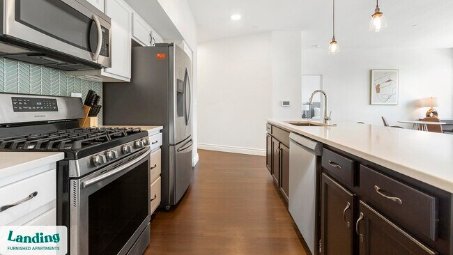 12312 Mayfield Rd unit 201.1405301, Cleveland, OH 44106 - photo 3