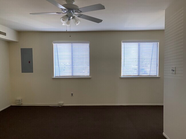 1022 Gum Place unit 1022B Gum Place, Huntingdon Valley, PA 19006 - photo 6