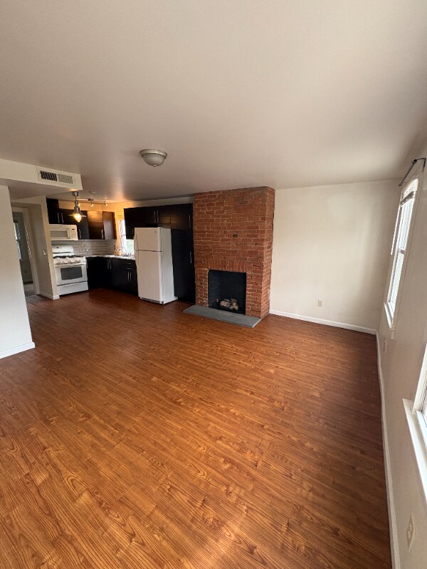 15 Albany St Unit 2, Poughkeepsie, NY 12601