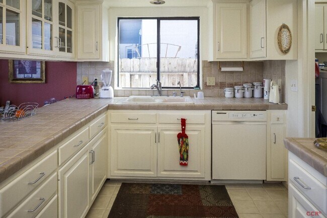 684 Shamrock Ln, Pismo Beach, CA 93449 - photo 6