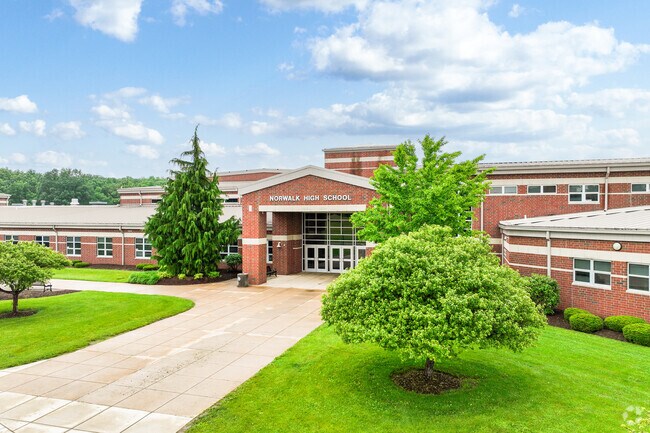 Norwalk High School is a public high school in Norwalk with a student teacher ratio of 22 to 1.