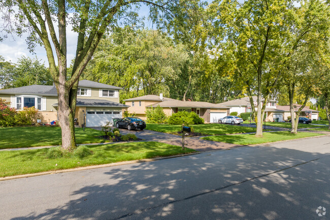 Scots Plains features a mix of single-level and updated four-bedroom homes with yard space.