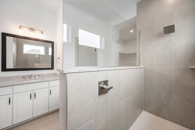 15976 Forewood Ln unit 36499219, Fishers, IN 46037 - photo 7