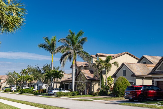 Homes in Camden Lakes are designed in a contemporary style with various layouts.