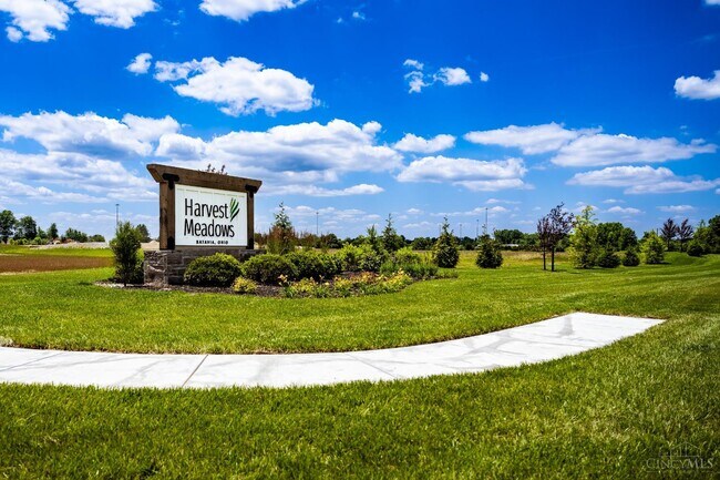 2117 Shallow Cove Ct, Goshen Township, OH 45122 - photo 7