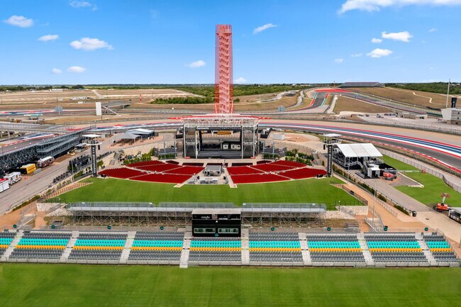 Convenient to Germania Insurance Amphitheater