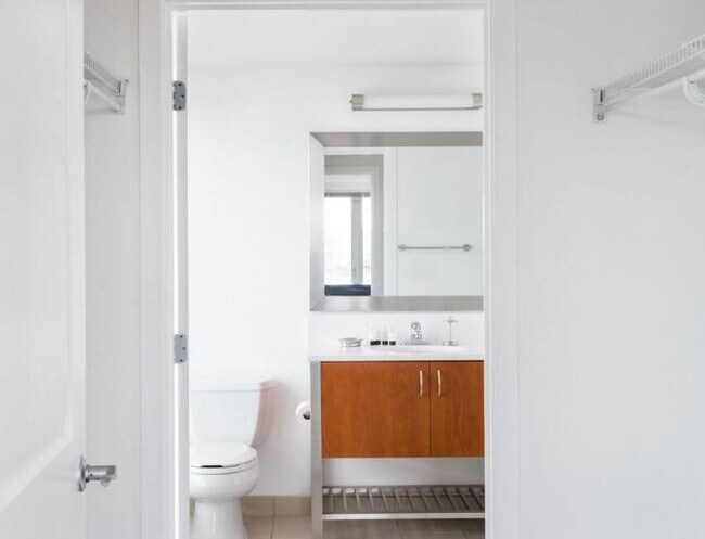 180 Brookline Ave unit 1708, Boston, MA 02215 - photo 3