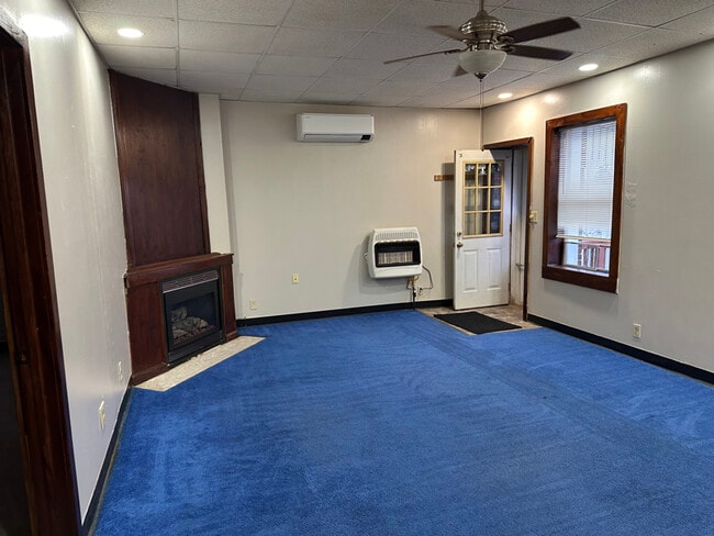 456-458 Main St unit 454 Apt 2, Marseilles, IL 61341 - photo 4