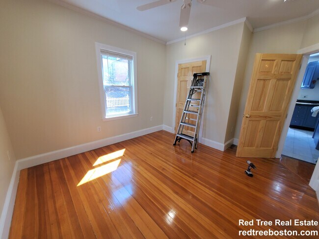 202 Hyde Park Ave, Jamaica Plain, MA 02130 - photo 6