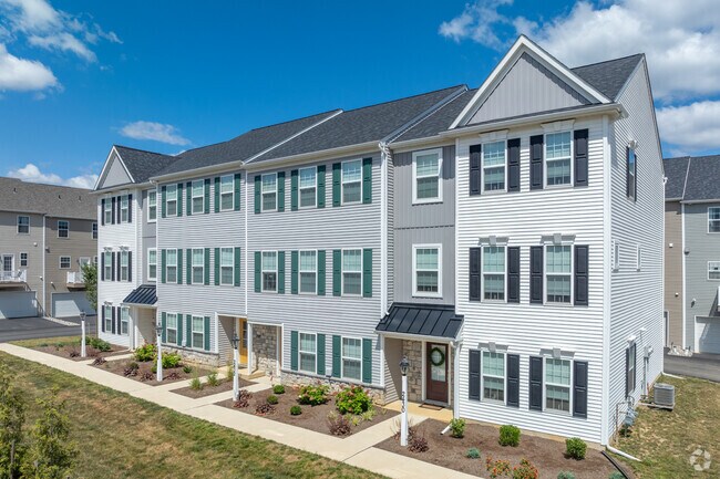 New townhouses are being built throughout Rohrerstown and offer private, attaced garages.