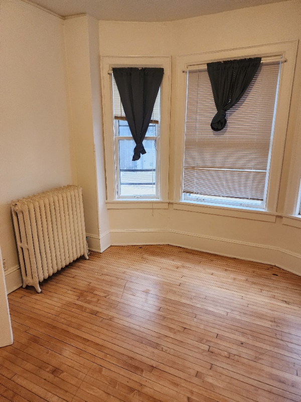 832 E Clarke St Unit 1, Milwaukee, WI 53212