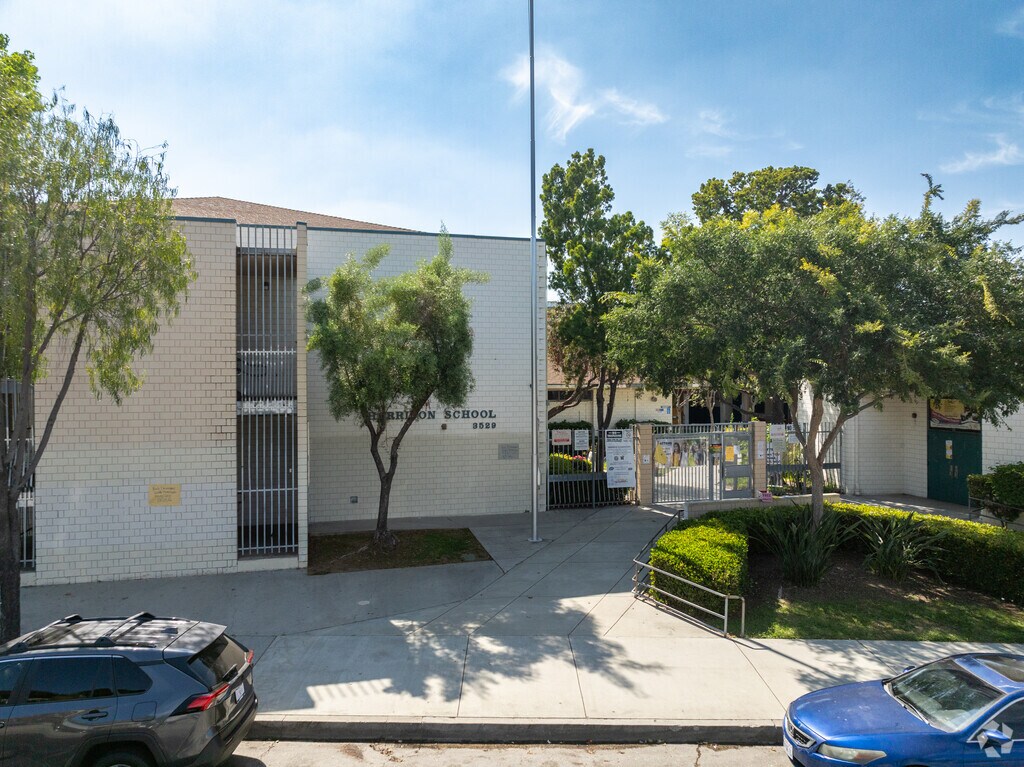 Harrison Street Elementary School