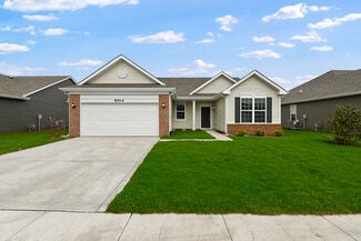 8504 Graystone Dr, Lowell, IN 46356