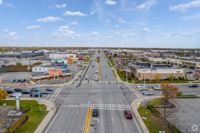 Route 5 in Eggertsville is the bustling artery that connects the neighborhood.