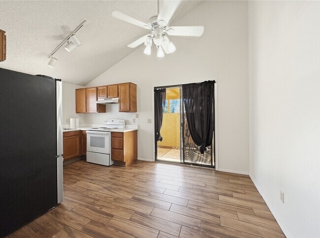 921 W University Dr, Mesa, AZ 85201 - photo 6